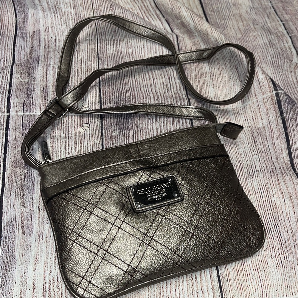 Relic Brand Crossbody Purse Tarim EW Zip Pewter NWT